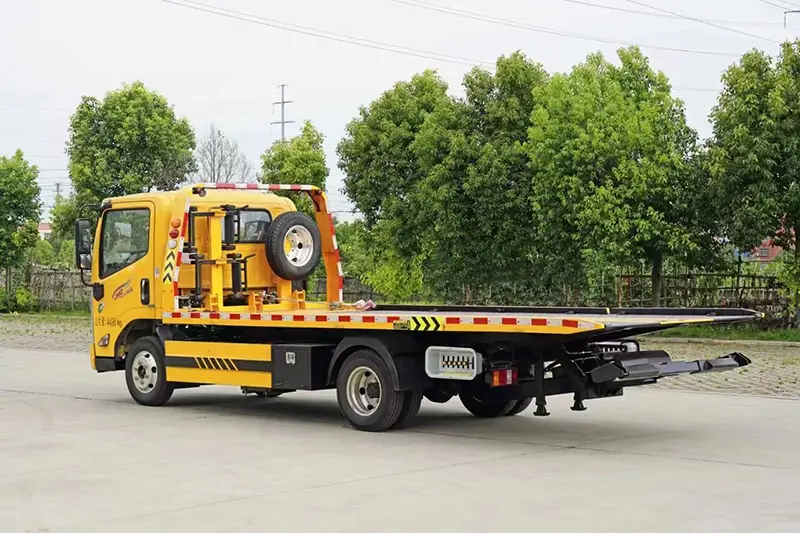Highway Wrecker Truck
