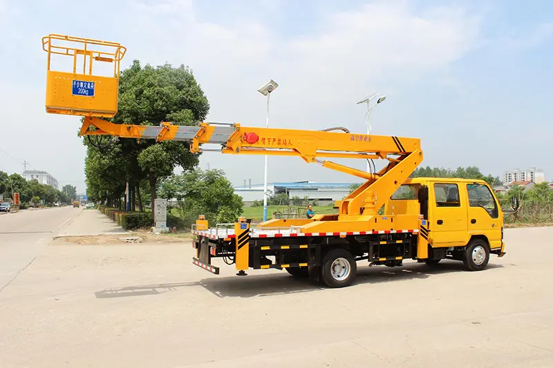15-21m Telescopic Boom Aerial Work Truck